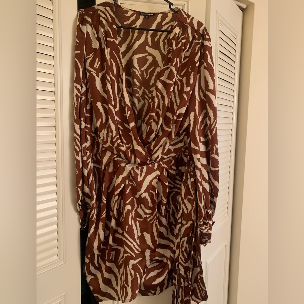 Fashion Nova She’s An Animal Printed Dress - Picture 2 of 3